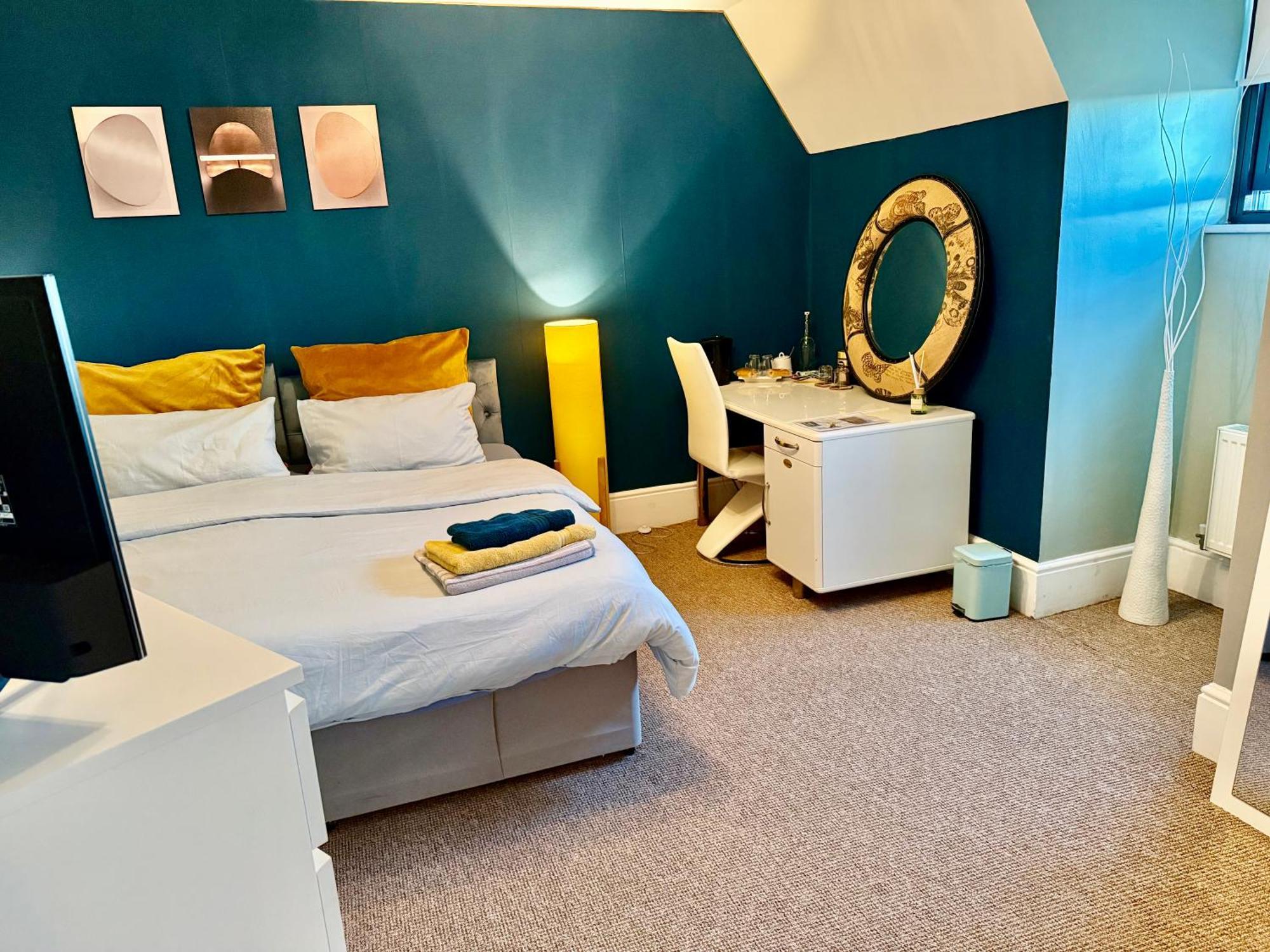 Upton Country Park Guest House นอร์ทแธมป์ตัน ภายนอก รูปภาพ