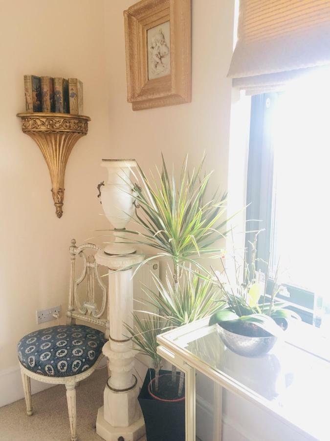 Upton Country Park Guest House นอร์ทแธมป์ตัน ภายนอก รูปภาพ